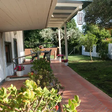 La Casina Delle Favole Tatil Evi